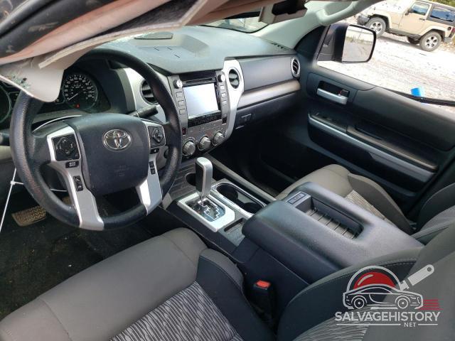 5TFUY5F1XJX697502 2018 TOYOTA TUNDRA photo no. 8