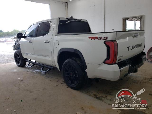 5TFMA5DBXNX009181 2022 TOYOTA TUNDRA photo no. 2