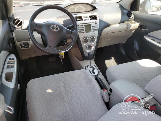 JTDBT923384041285 2008 TOYOTA YARIS photo no. 8