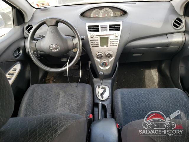 JTDBT923781247694 2008 TOYOTA YARIS photo no. 8