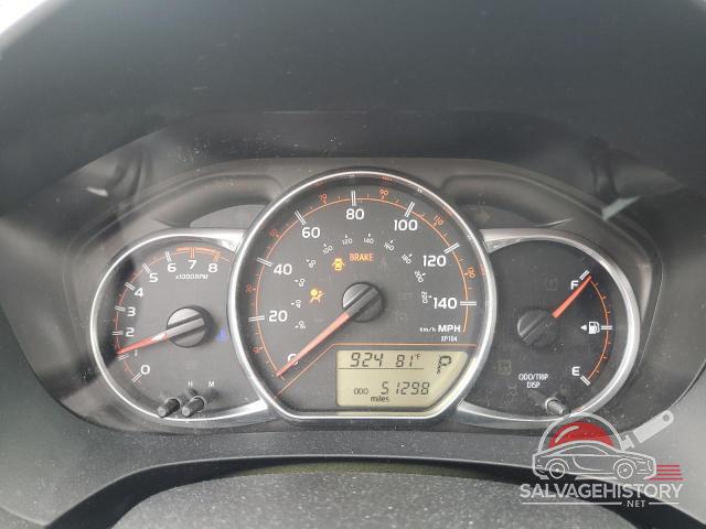 VNKKTUD30FA015099 2015 TOYOTA YARIS photo no. 9