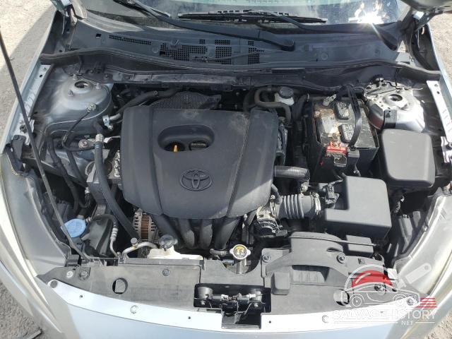 3MYDLBYV0HY173265 2017 TOYOTA YARIS photo no. 11