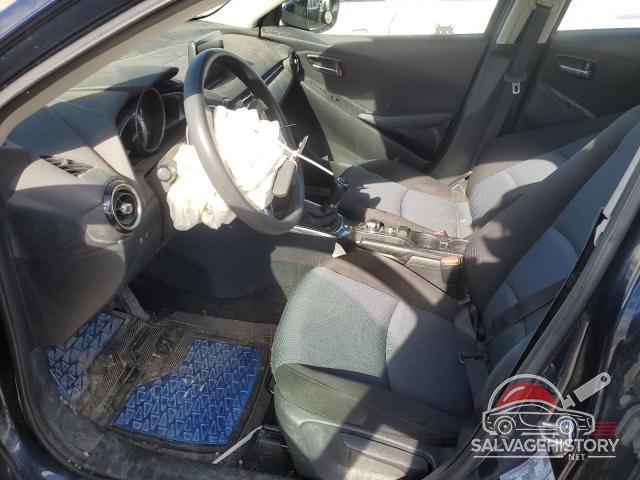 3MYDLBYV3HY166715 2017 TOYOTA YARIS photo no. 7