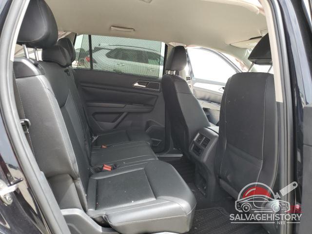 1V2CR2CA0JC585888 2018 VOLKSWAGEN ATLAS photo no. 11