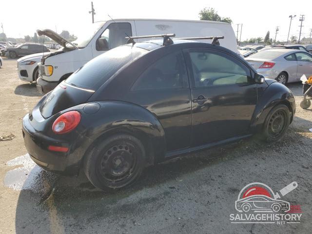 3VWPW3AGXAM007608 2010 VOLKSWAGEN BEETLE photo no. 3
