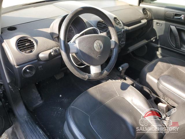 3VWPW3AGXAM007608 2010 VOLKSWAGEN BEETLE photo no. 8