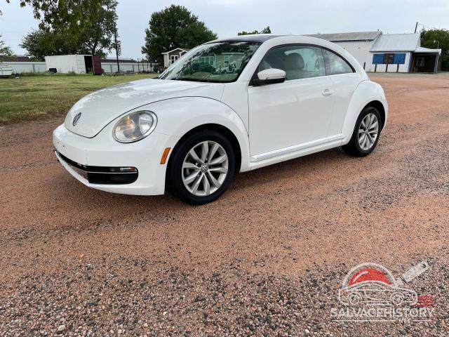 3VWJL7AT9DM674404 2013 VOLKSWAGEN BEETLE photo no. 2