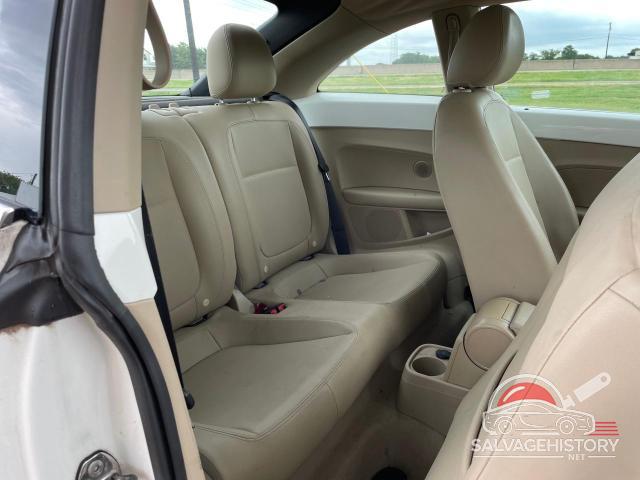 3VWJL7AT9DM674404 2013 VOLKSWAGEN BEETLE photo no. 6