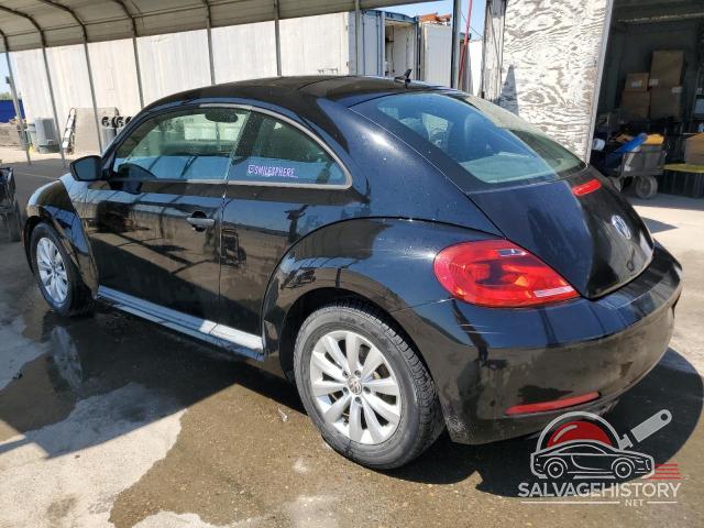 3VWF17AT0FM647929 2015 VOLKSWAGEN BEETLE photo no. 2