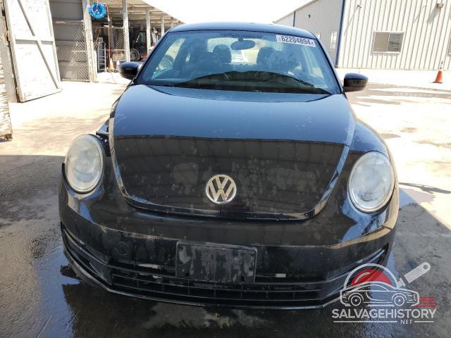 3VWF17AT0FM647929 2015 VOLKSWAGEN BEETLE photo no. 5