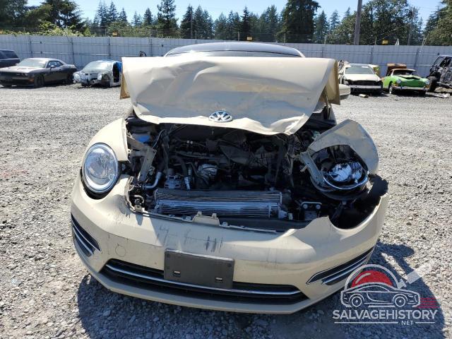 3VWFD7AT3KM705288 2019 VOLKSWAGEN BEETLE photo no. 5