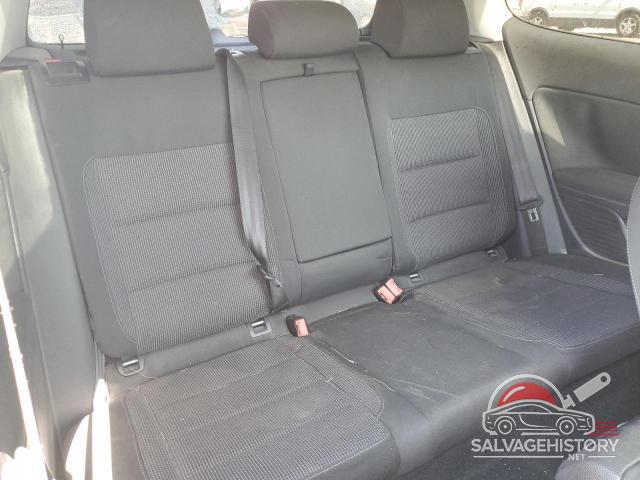 WVWBB7AJ1CW172722 2012 VOLKSWAGEN GOLF photo no. 10