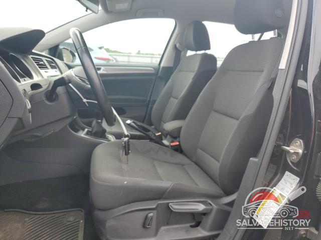 3VWU17AU7HM533283 2017 VOLKSWAGEN GOLF photo no. 7