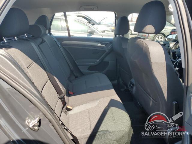 WVWKR7AU8KW918071 2019 VOLKSWAGEN GOLF photo no. 10