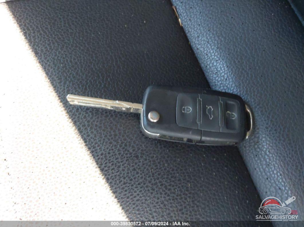 3VWRL7AJ1AM048567 2010 VOLKSWAGEN JETTA photo no. 11
