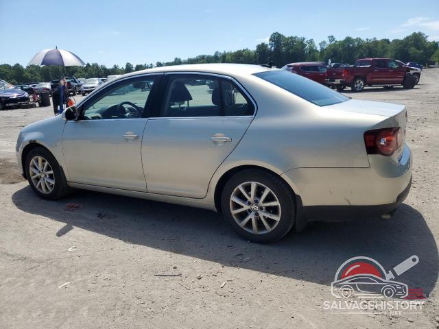 3VWRZ7AJ5AM067878 2010 VOLKSWAGEN JETTA photo no. 2