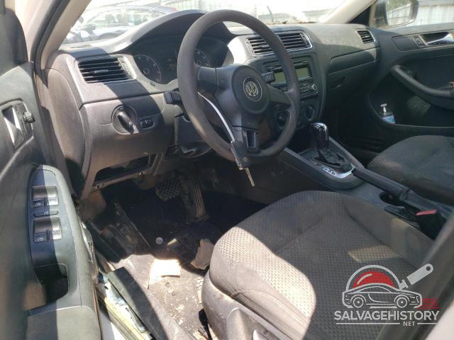 3VW2K7AJ2BM380913 2011 VOLKSWAGEN JETTA photo no. 8
