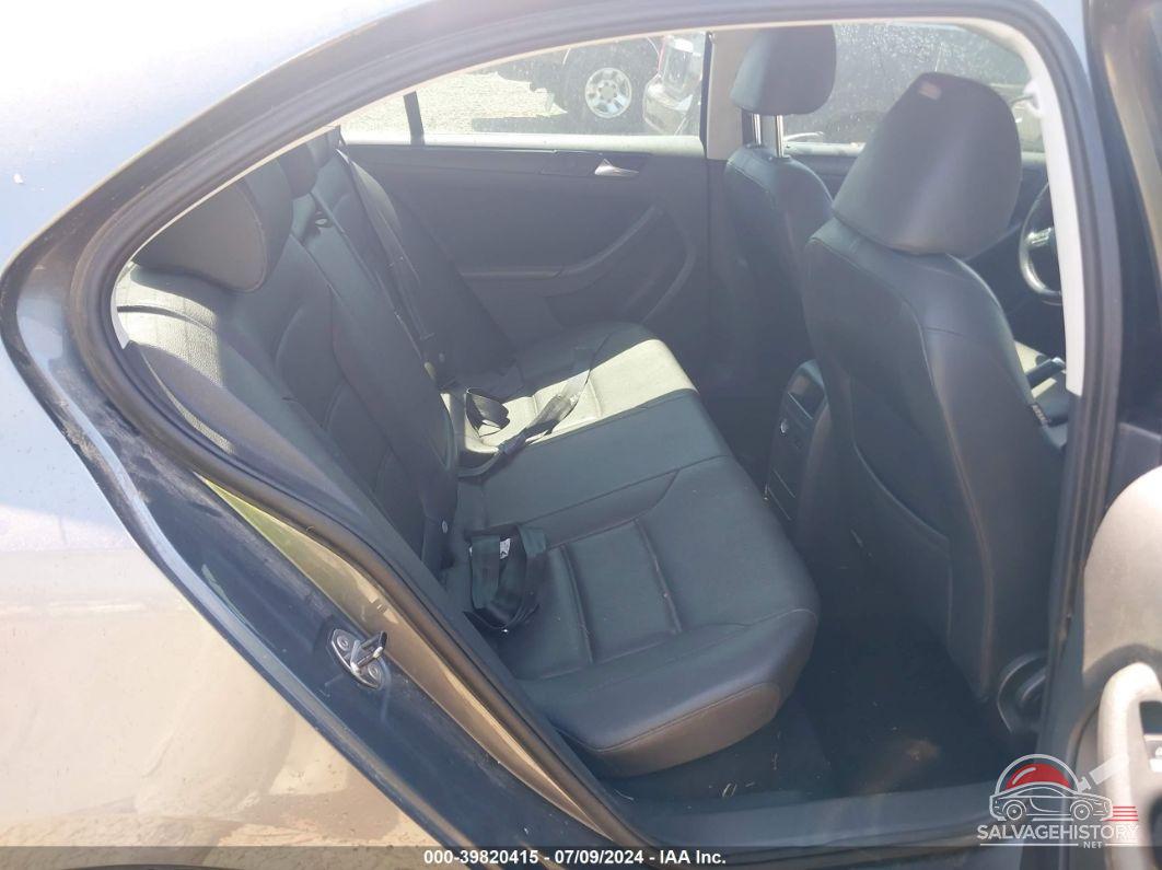 3VWDZ7AJ0BM365752 2011 VOLKSWAGEN JETTA photo no. 8
