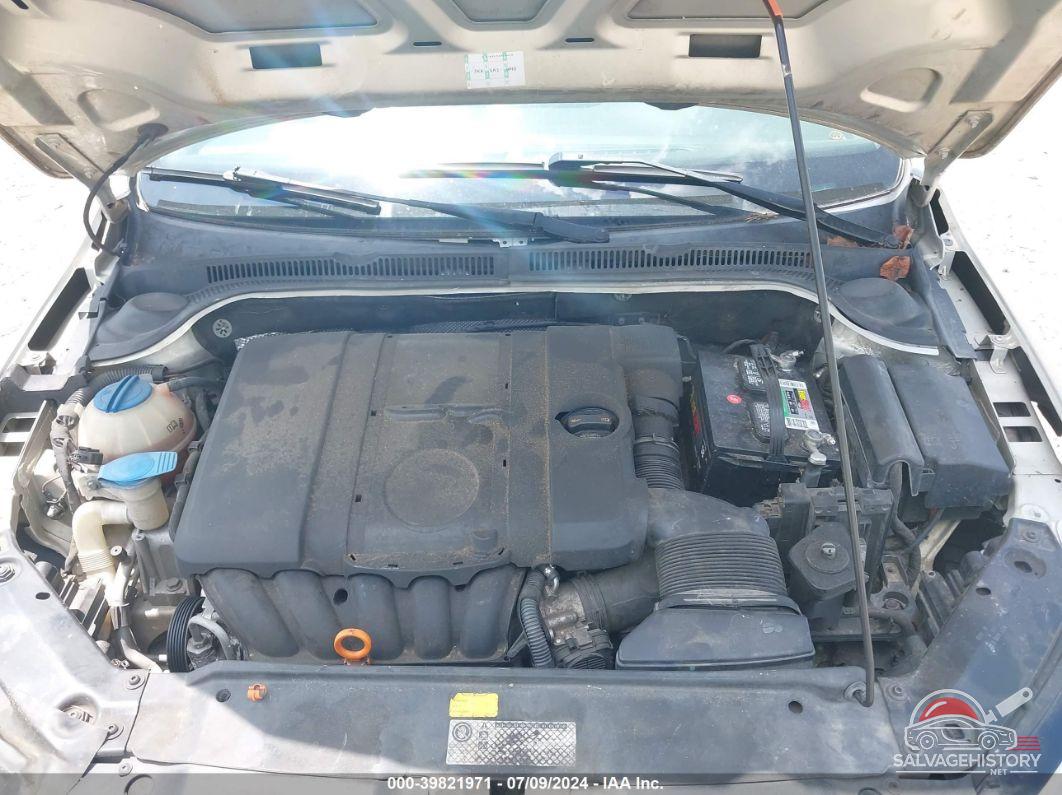 3VWDZ7AJ7BM367773 2011 VOLKSWAGEN JETTA photo no. 10