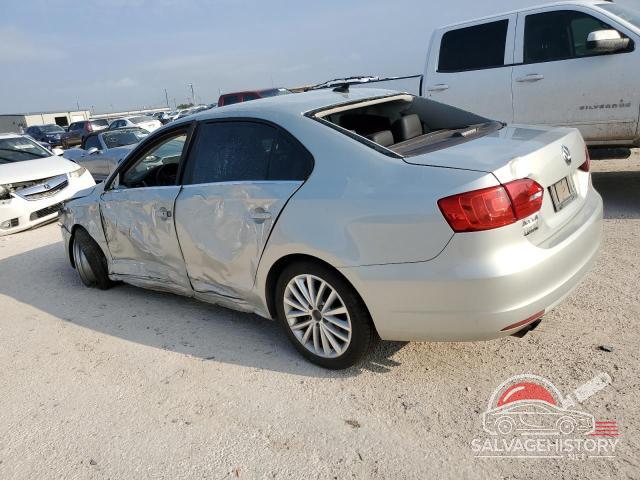 3VWLZ7AJ2BM021156 2011 VOLKSWAGEN JETTA photo no. 2