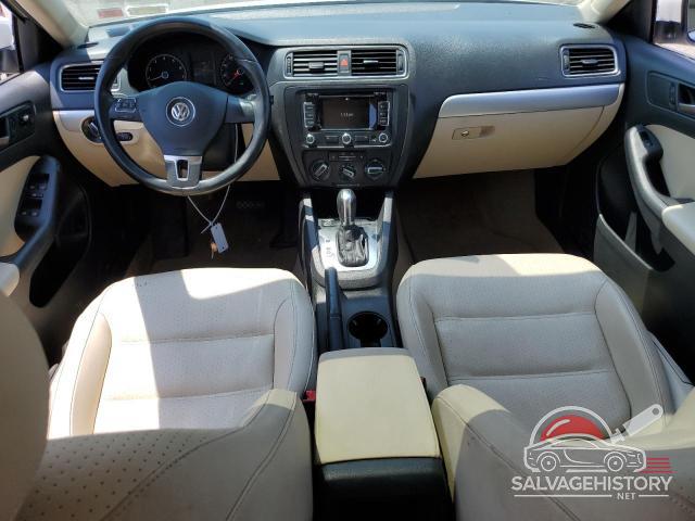 3VWLZ7AJ2BM304236 2011 VOLKSWAGEN JETTA photo no. 8