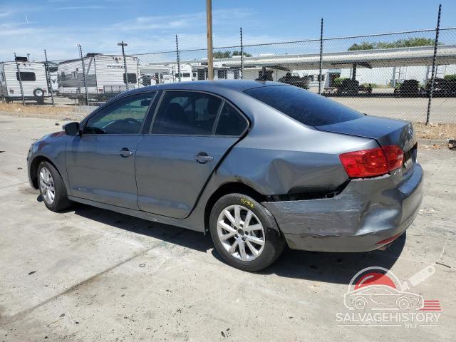 3VWDP7AJ0CM316669 2012 VOLKSWAGEN JETTA photo no. 2