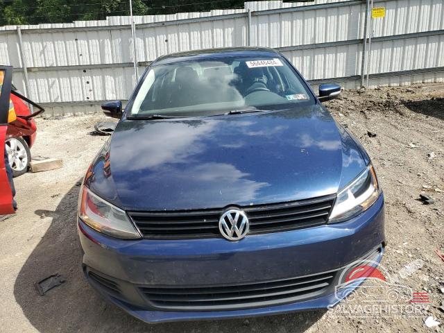 3VWDP7AJ1CM393681 2012 VOLKSWAGEN JETTA photo no. 5