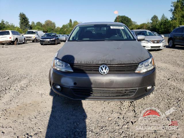 3VWLL7AJ6CM349053 2012 VOLKSWAGEN JETTA photo no. 5