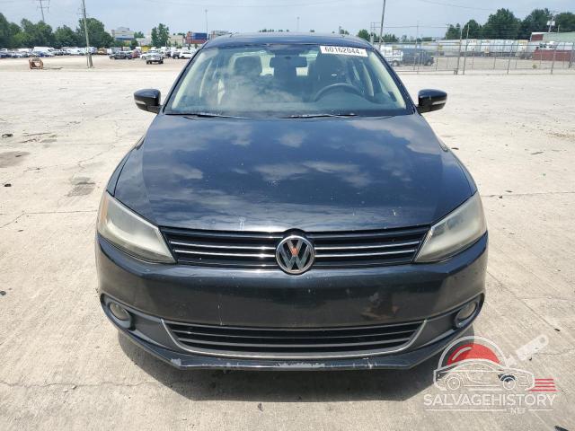 3VWLP7AJ8CM376940 2012 VOLKSWAGEN JETTA photo no. 5