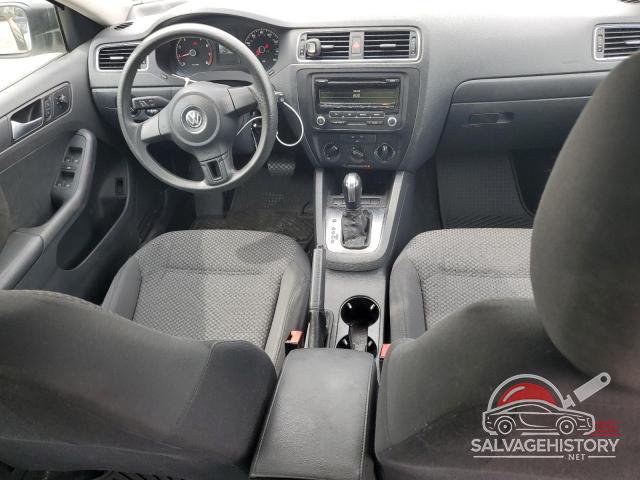 3VW2K7AJ3DM310257 2013 VOLKSWAGEN JETTA photo no. 8