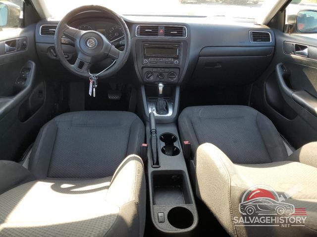 3VW2K7AJ9DM354960 2013 VOLKSWAGEN JETTA photo no. 8