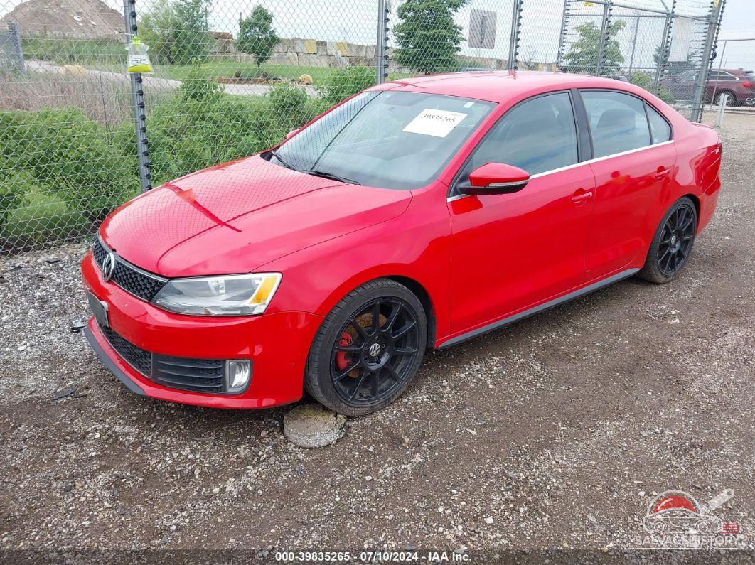 3VW4T7AJ8DM302239 2013 VOLKSWAGEN JETTA photo no. 2