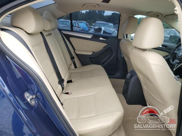 3VWBP7AJ8DM401882 2013 VOLKSWAGEN JETTA photo no. 10