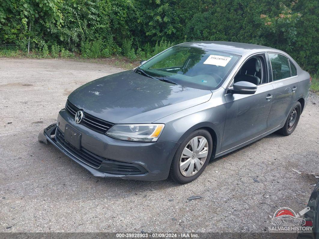 3VWDP7AJ1DM280671 2013 VOLKSWAGEN JETTA photo no. 2