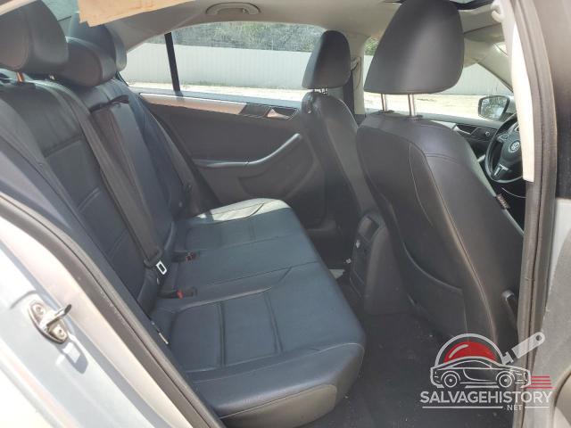 3VWDX7AJ5DM365237 2013 VOLKSWAGEN JETTA photo no. 10
