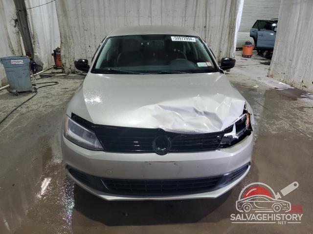 3VW1K7AJ5EM302027 2014 VOLKSWAGEN JETTA photo no. 5