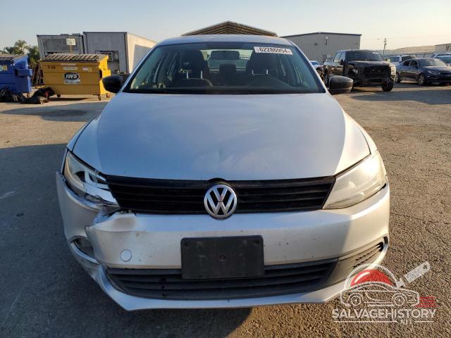 3VW2K7AJ1EM322604 2014 VOLKSWAGEN JETTA photo no. 5
