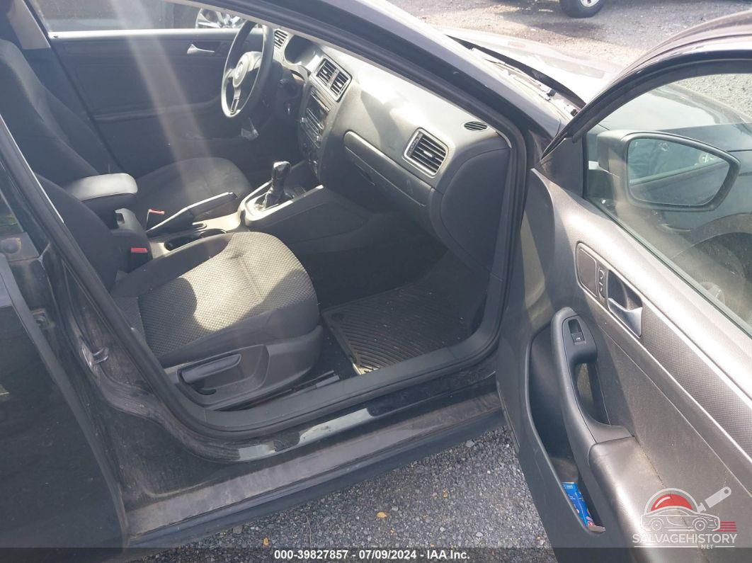 3VW2K7AJ3EM429251 2014 VOLKSWAGEN JETTA photo no. 5