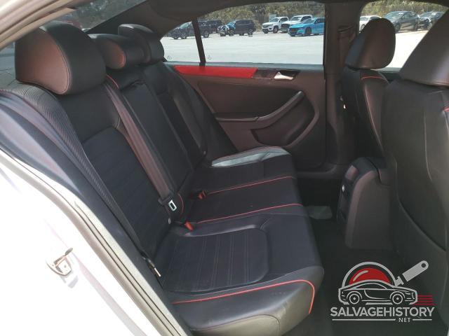3VW4S7AJ8EM298889 2014 VOLKSWAGEN JETTA photo no. 10