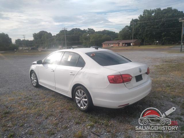 3VWD07AJ3EM380096 2014 VOLKSWAGEN JETTA photo no. 3