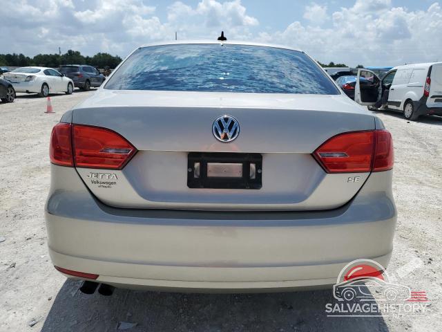 3VWD07AJ5EM278086 2014 VOLKSWAGEN JETTA photo no. 6