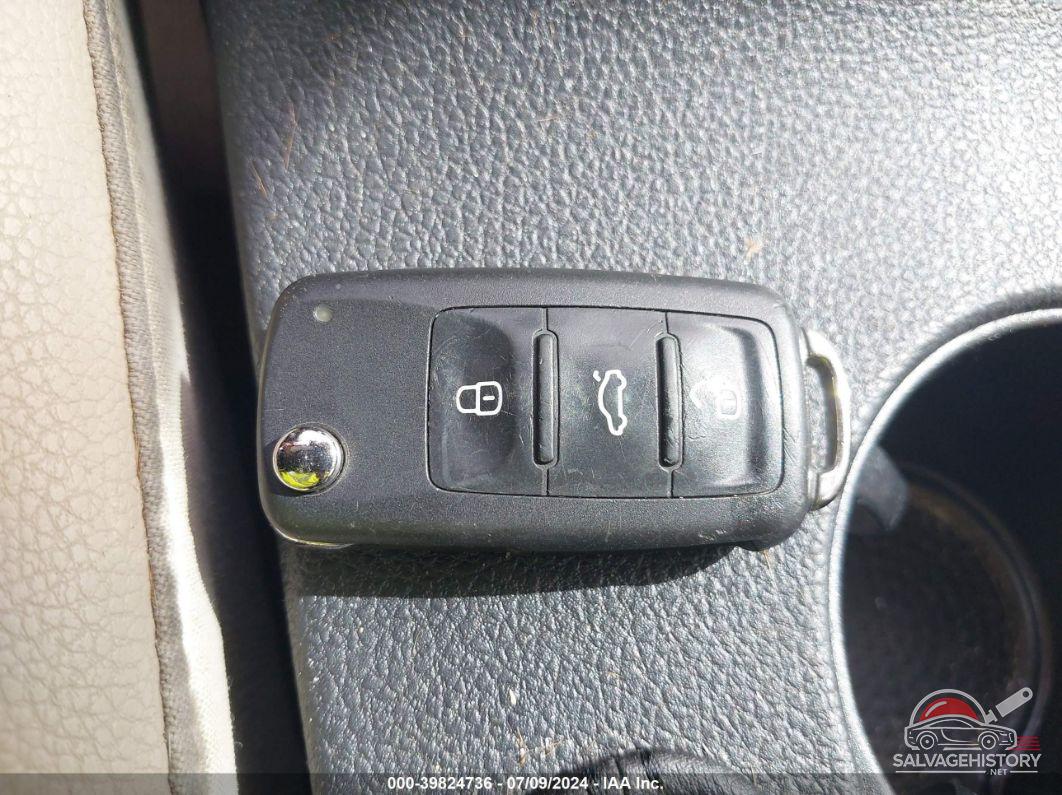 3VWD17AJ4EM385627 2014 VOLKSWAGEN JETTA photo no. 11