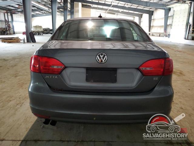 3VWD17AJ7EM241800 2014 VOLKSWAGEN JETTA photo no. 6