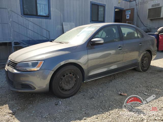 3VWD17AJ7EM396637 2014 VOLKSWAGEN JETTA photo no. 24
