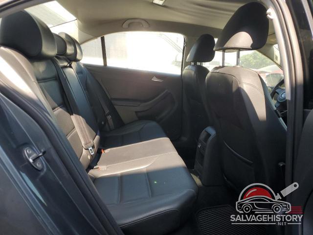 3VWD17AJ7EM396637 2014 VOLKSWAGEN JETTA photo no. 10