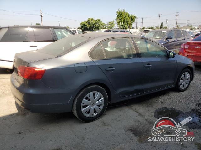 3VWD17AJ7EM396637 2014 VOLKSWAGEN JETTA photo no. 3