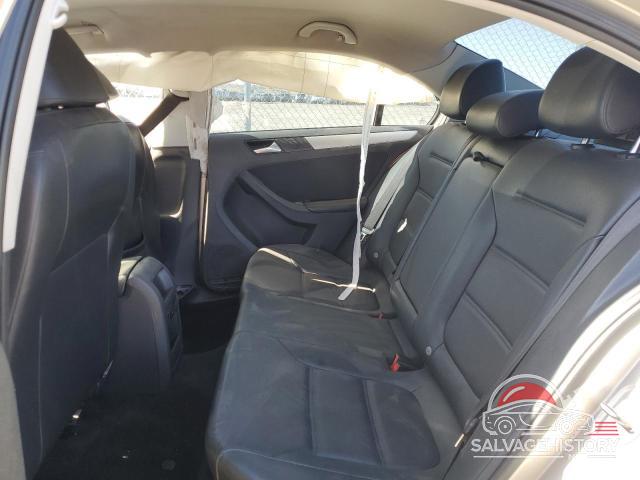 3VWD17AJXEM207964 2014 VOLKSWAGEN JETTA photo no. 10