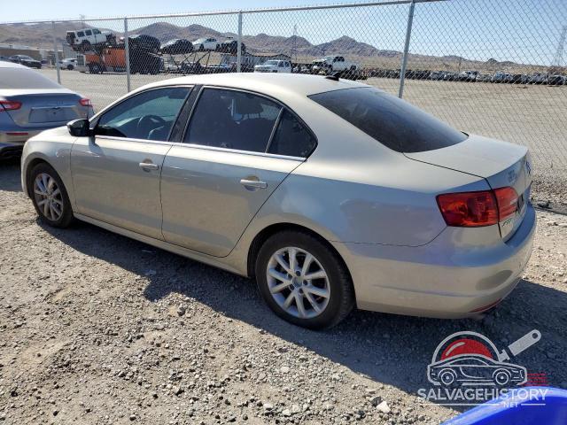 3VWD17AJXEM207964 2014 VOLKSWAGEN JETTA photo no. 2