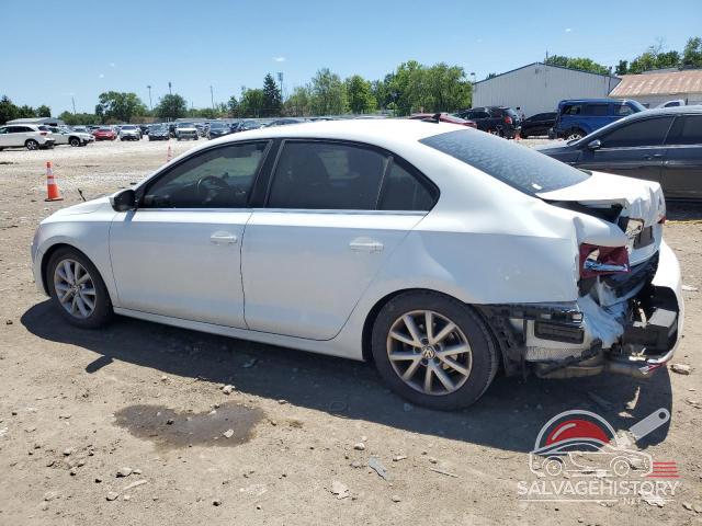 3VWD17AJXEM419585 2014 VOLKSWAGEN JETTA photo no. 2