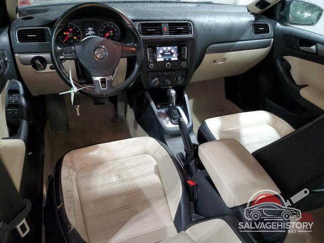 3VWL17AJXEM354720 2014 VOLKSWAGEN JETTA photo no. 8